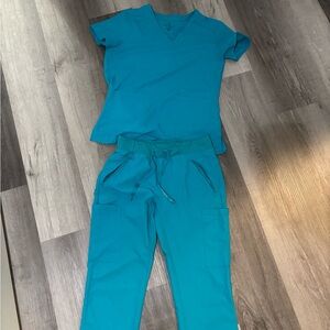 Med Couture Teal Scrub Set